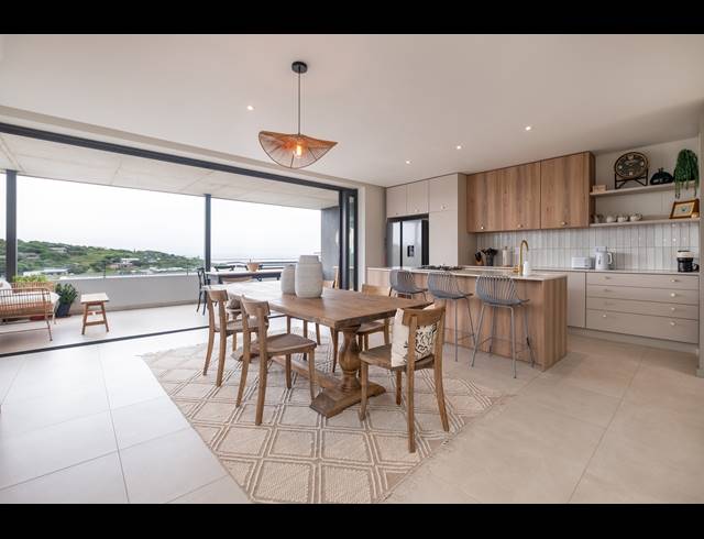 4 BEDROOM TOWNHOUSE FOR SALE IN ZULULAMI LUXURY COASTAL ESTATE